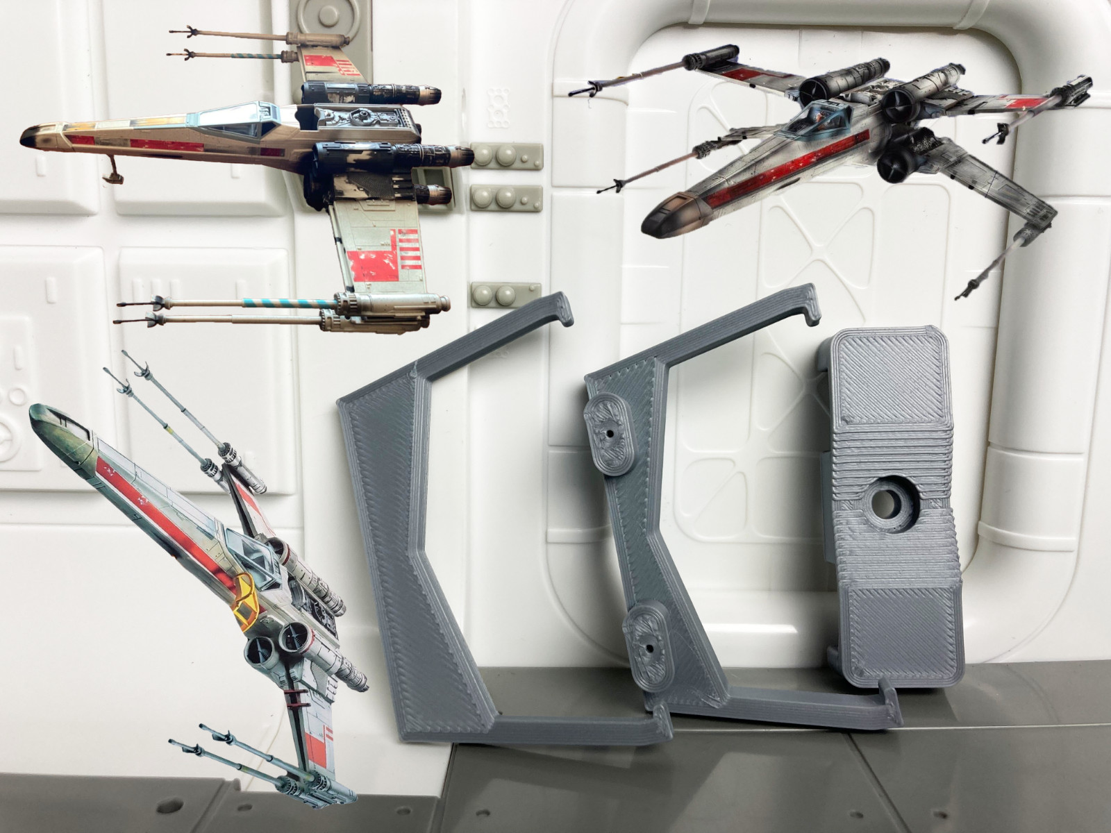 Star Wars Wall Mount Bracket Display for X-Wing Fighter (20&Prime; scale and vintage)