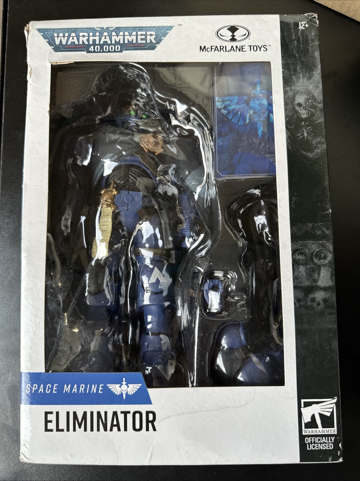 McFarlane Toys – Warhammer 40,000 Eliminator (Space Marine) – damage box