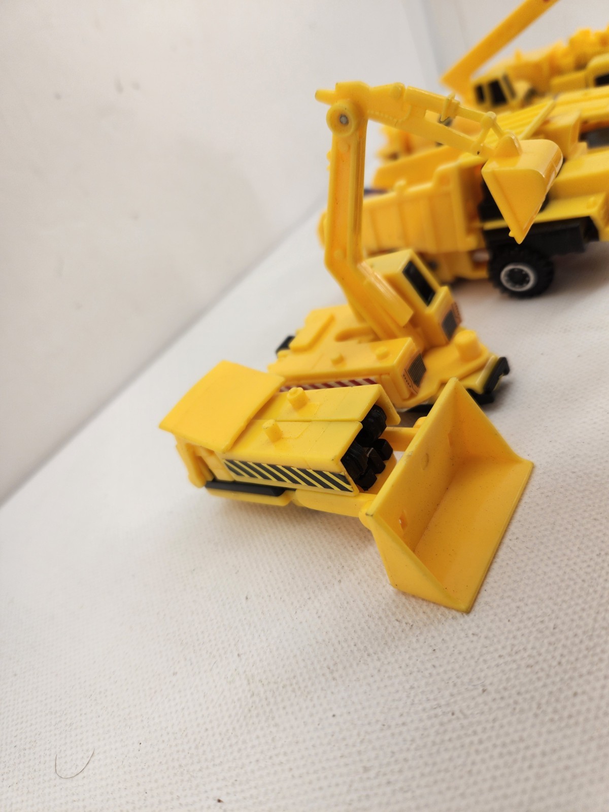 Vintage Transformers G2 Yellow Constructicons 2 Sets Incomplete