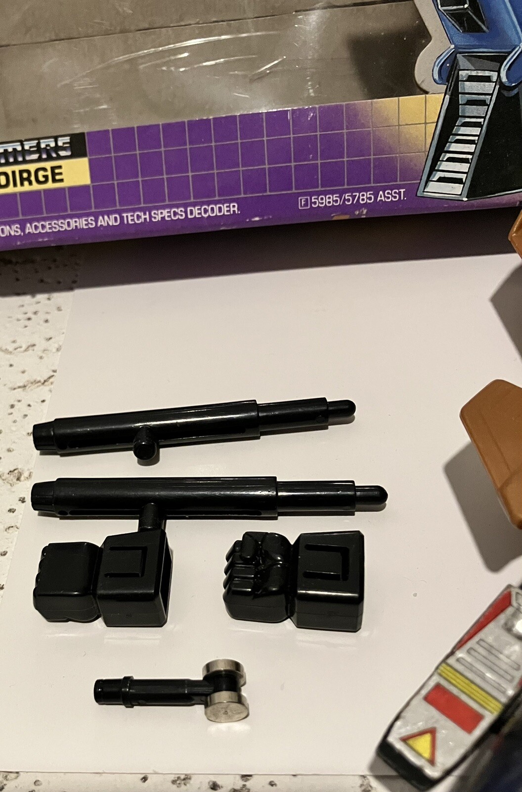 Transformers G1 DIRGE Complete w/ Insert and CUT BOX – WRONG SPECS (READ!)
