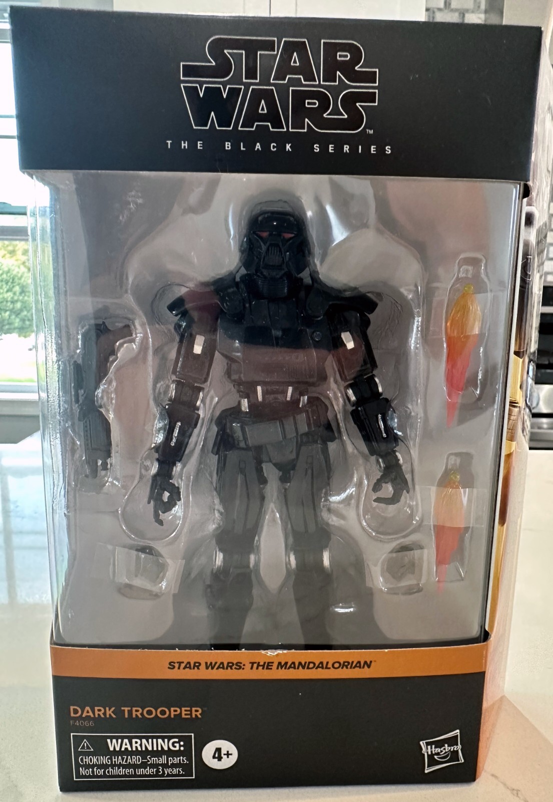 DARK TROOPER Hasbro Star Wars Black Series Deluxe The Mandalorian 6&Prime; New In Hand