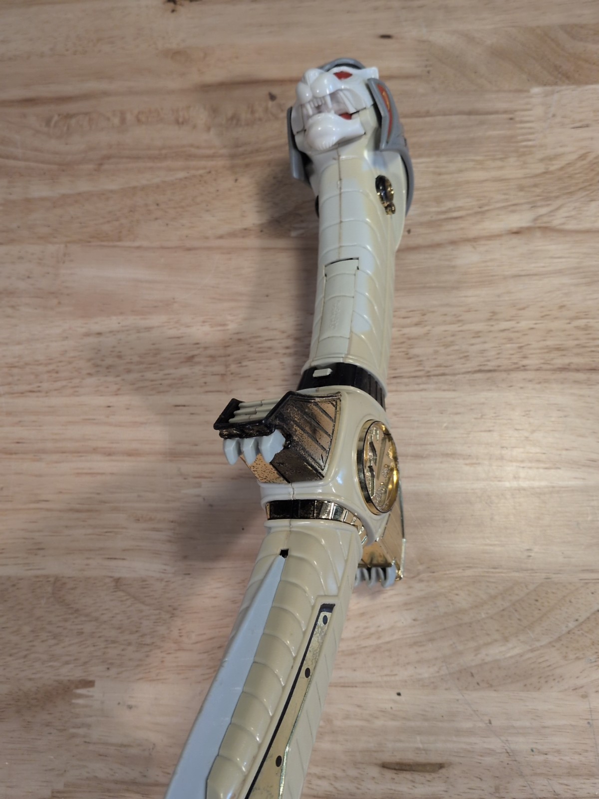 90’s Vtg – White Mighty Morphin Power Ranger Saba Tiger Saber Sword Gold (Read)