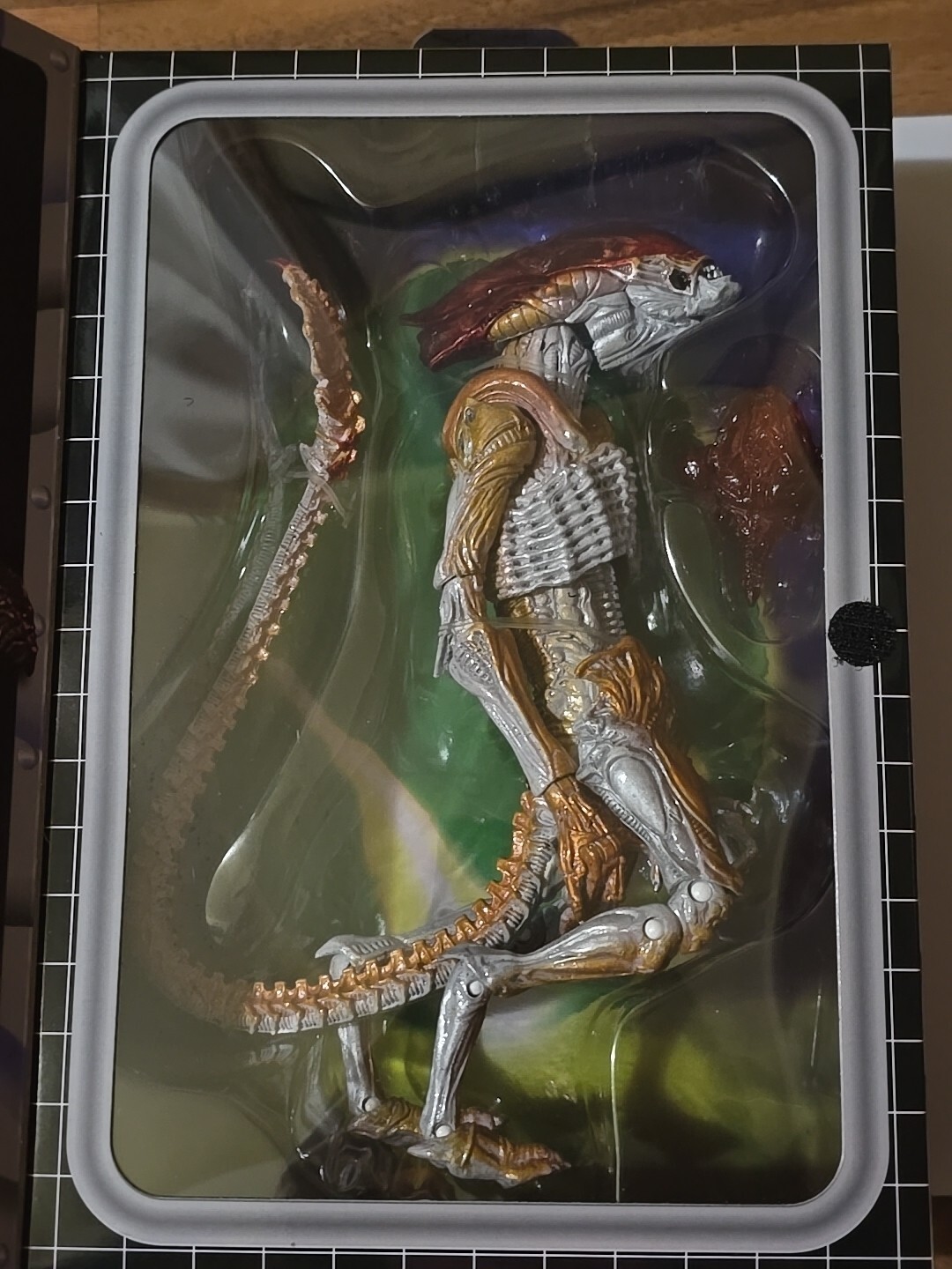 ALIEN KENNER TRIBUTE PANTHER ALIEN 7” SCALE FIGURE