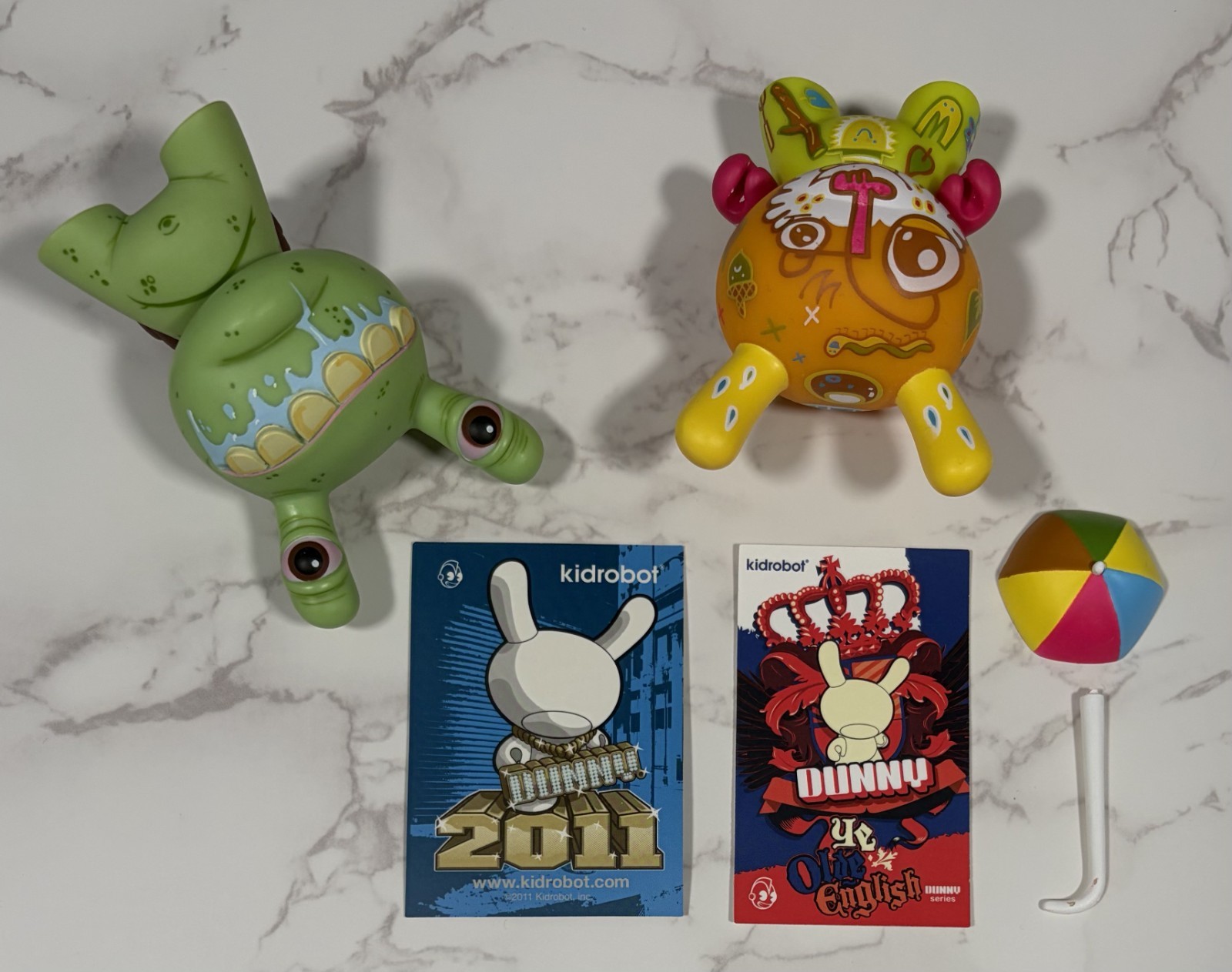 Kidrobot Dunny 2011 & Ye Olde English Series Snail & Gardunny 3&Prime; Vinyl Lot of 2