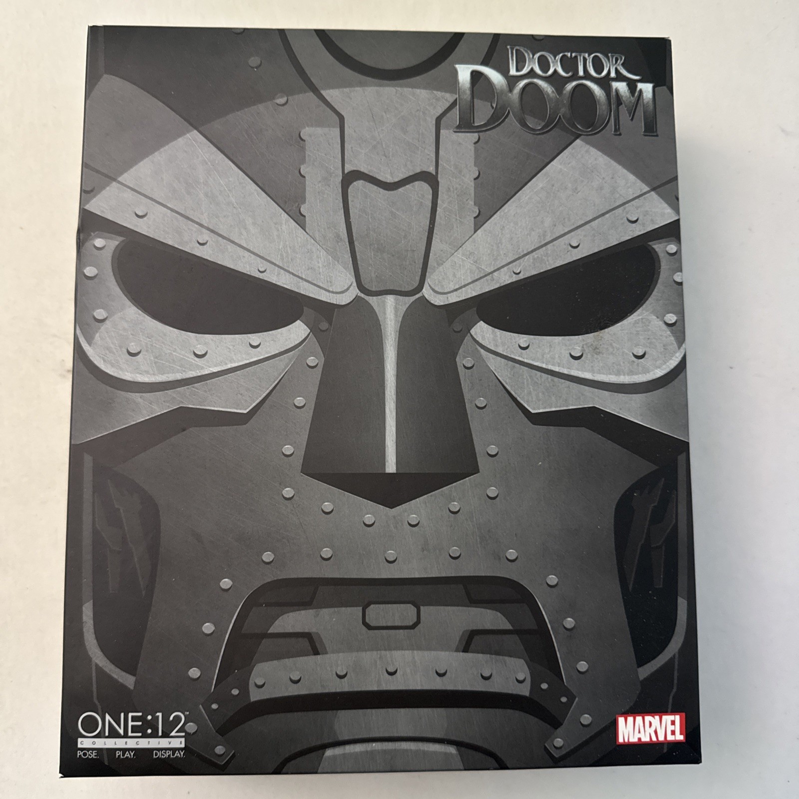 Mezco Toyz 1:12 Collective Marvel DOCTOR DOOM/Jet-Pack 99% CIB DAMAGED READ DESC
