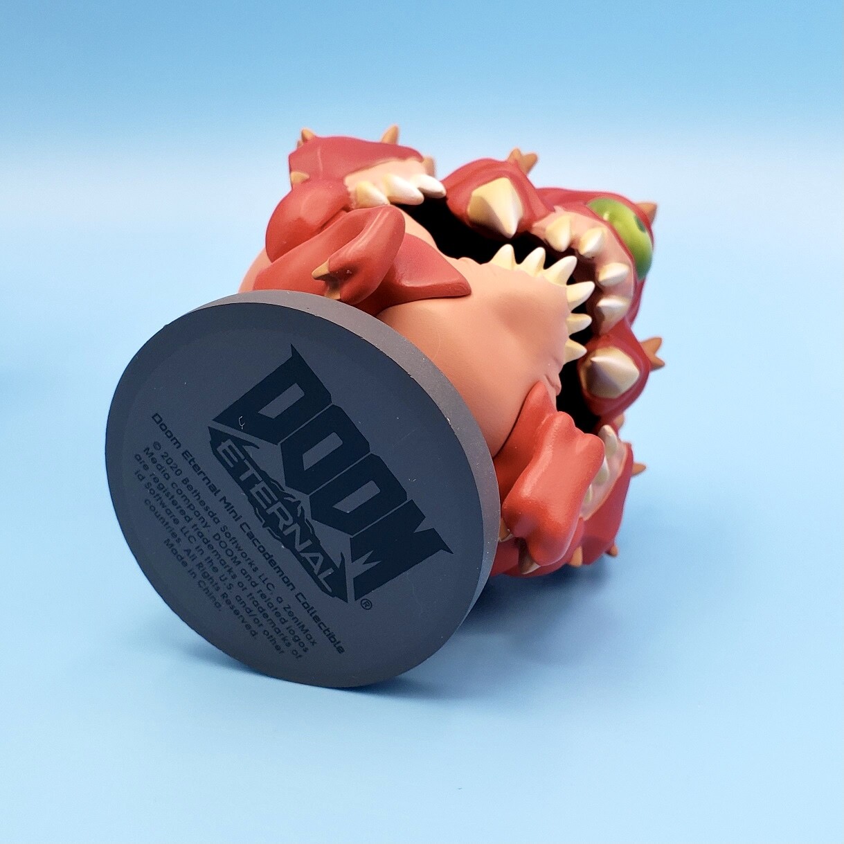 Doom Eternal Cacodemon Mini Figure & Sticker Official 3&Prime; Demon Statue Figurine