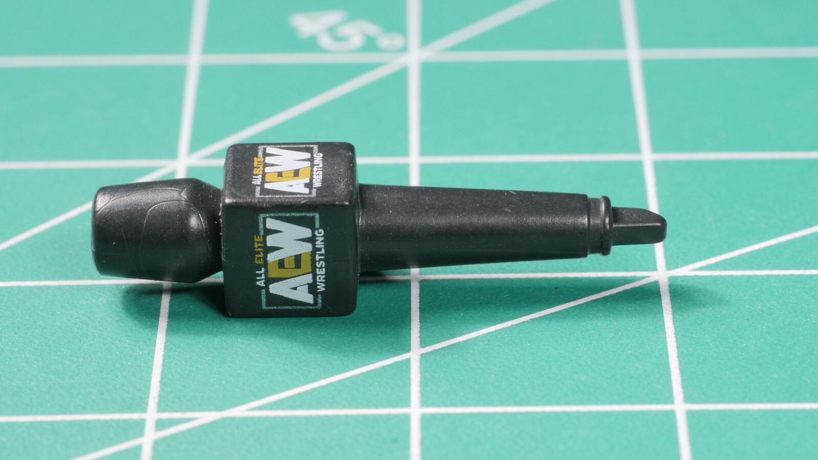 AEW Handheld Ring Microphone 6&Prime; 1/12 Fodder Custom