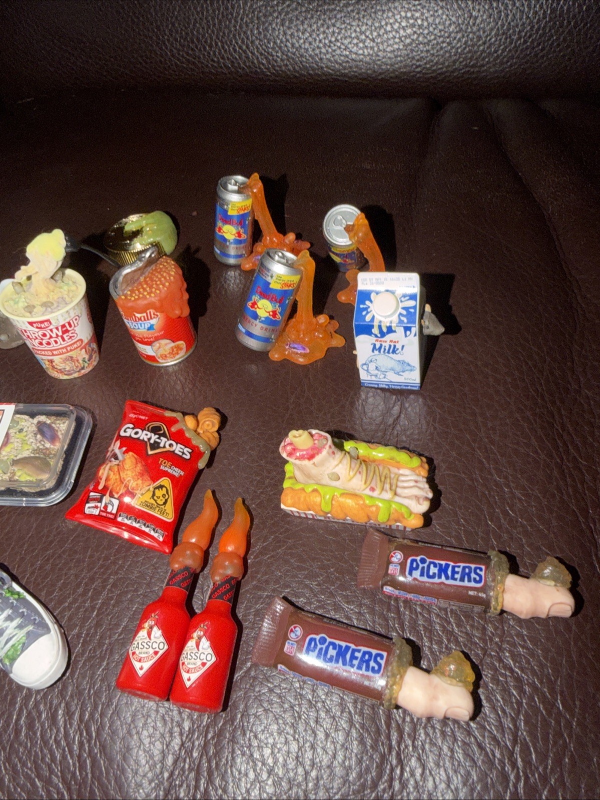 Zuru Gross Mini Lot of 19 Figures Mini Brands Series 2