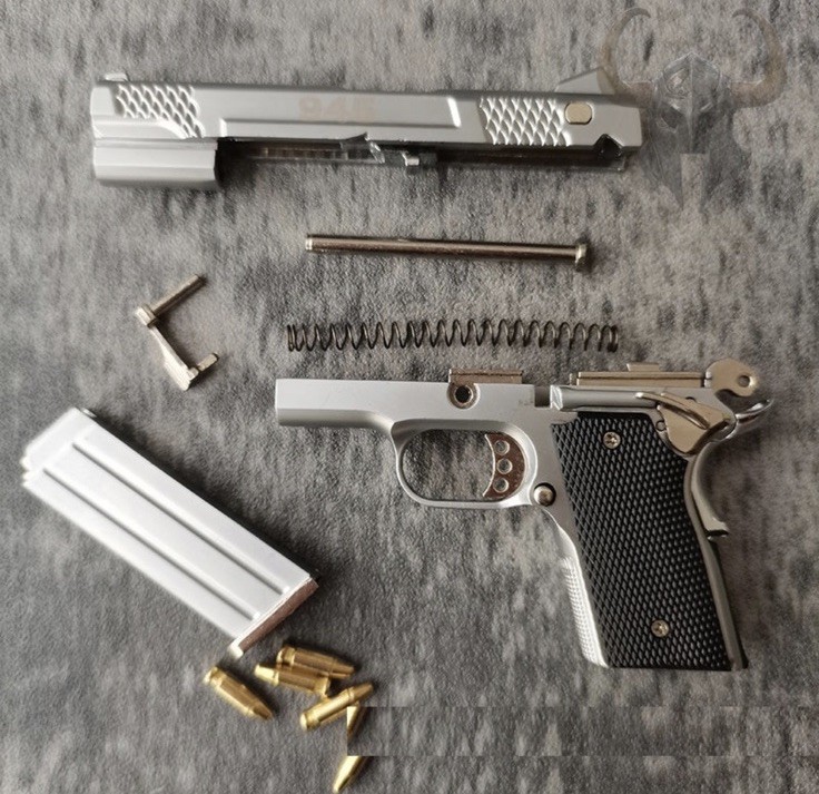SEIKO Smith & Wesson 945 Eject Toy Gun 1:3 Mini Guns Model Highly Detailed Rare