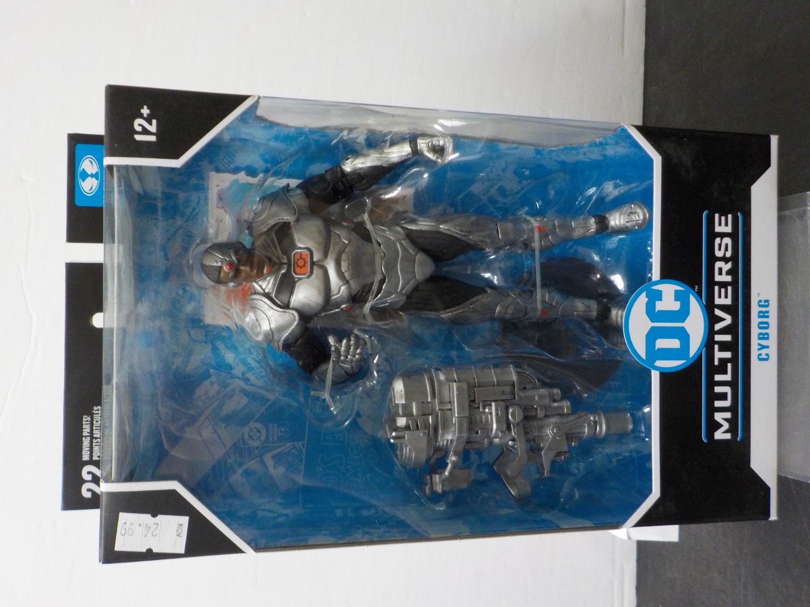 G1021 McFarlane DC Multiverse Cyborg (DC Rebirth) 7in Action Figure