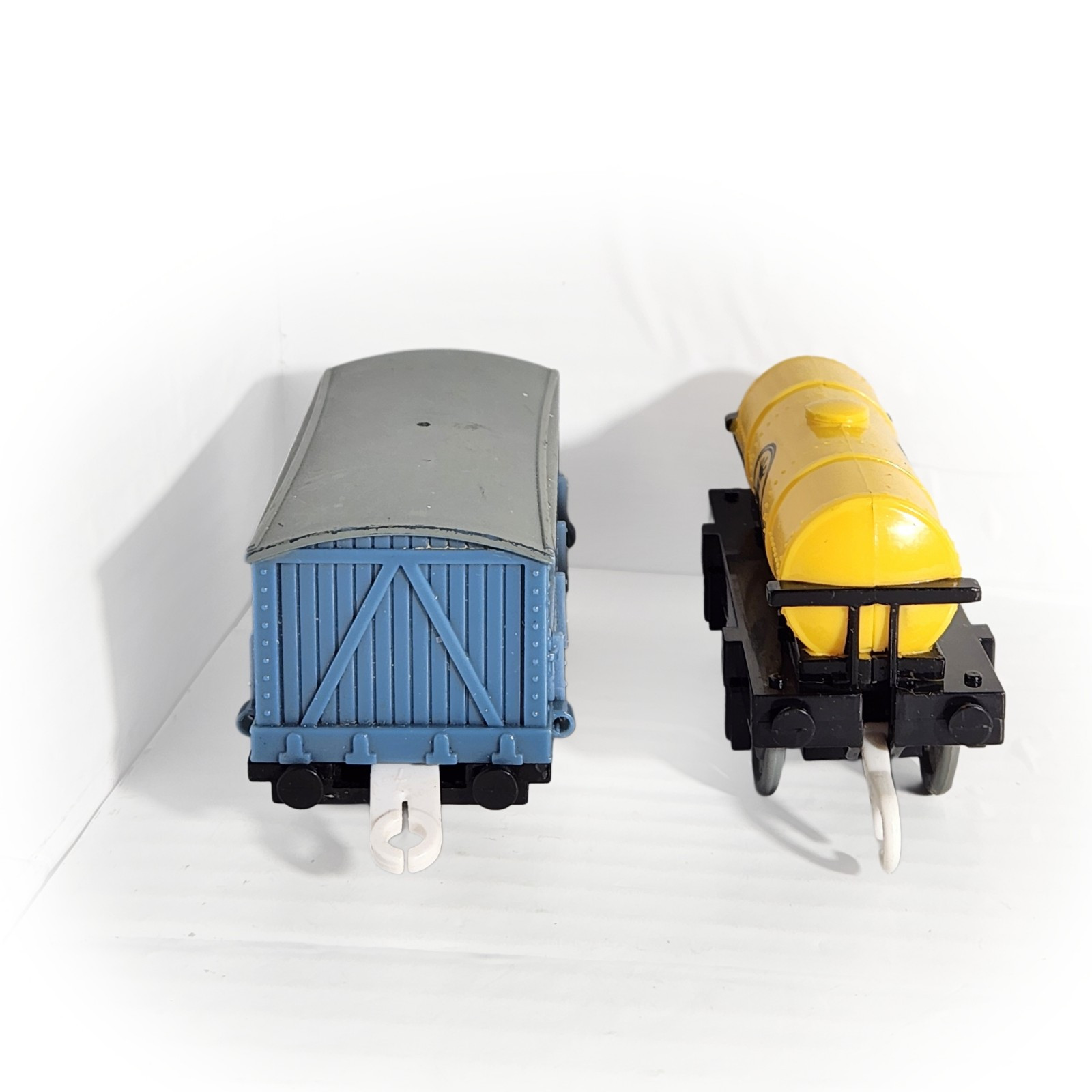 Thomas Trackmaster Motorized Train Lot Salty Dart McColl Farm Fuel Tanker Works