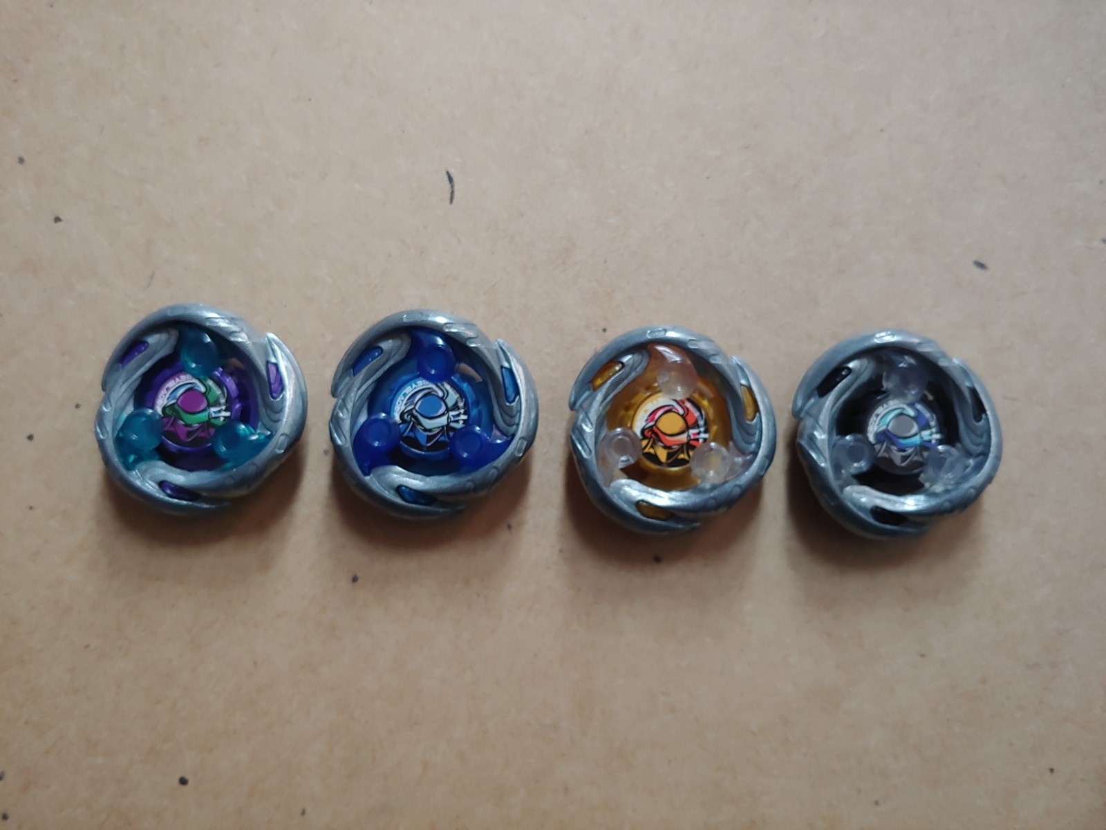 Takara Tomy Beyblade x shinobi shadow lot (UX-05 01-03) (UX-12 03)