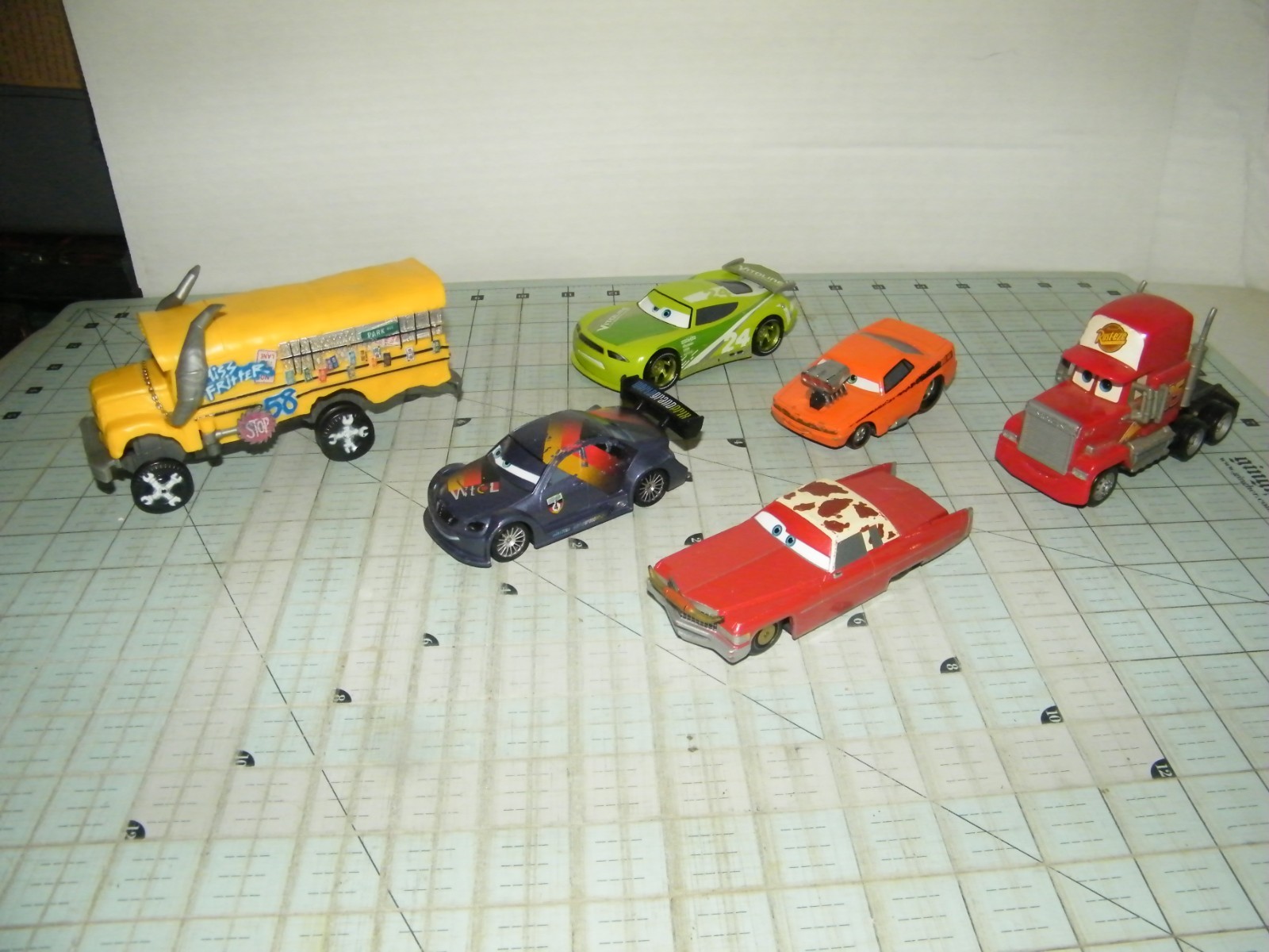 Lot of 6 Disney Pixar Cars Miss Fritter and 5 others larger size