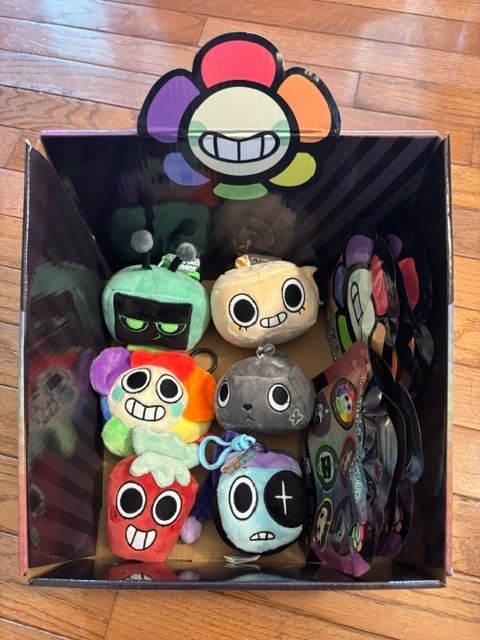 Complete Set of Dandy&rsquo;s World Mystery Plush Bag Clips Keychains with Display Box