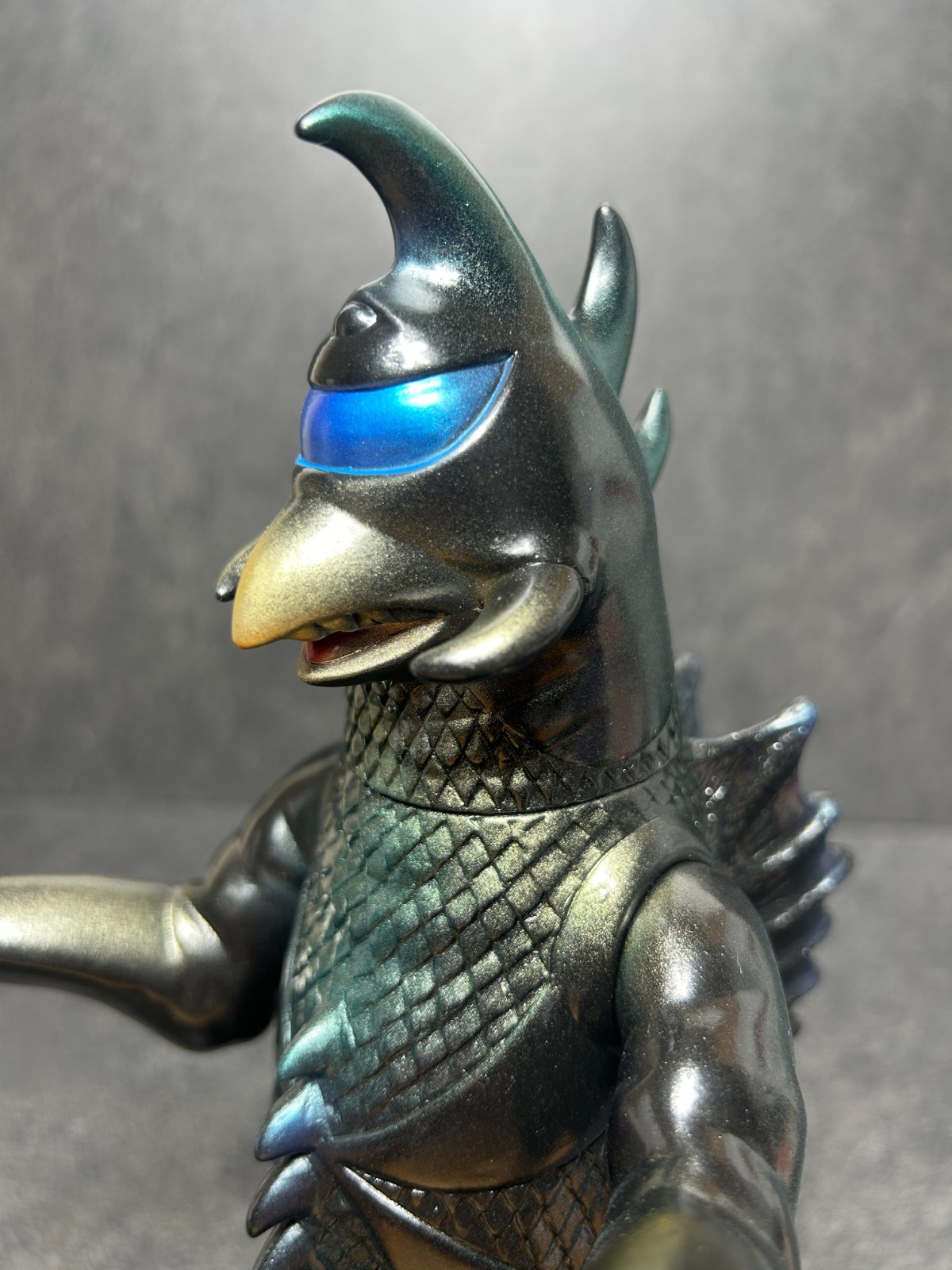 Marusan Gigan Metallic Sofubi 9.6&Prime; Soft Vinyl Figure Museum Exclusive Limited