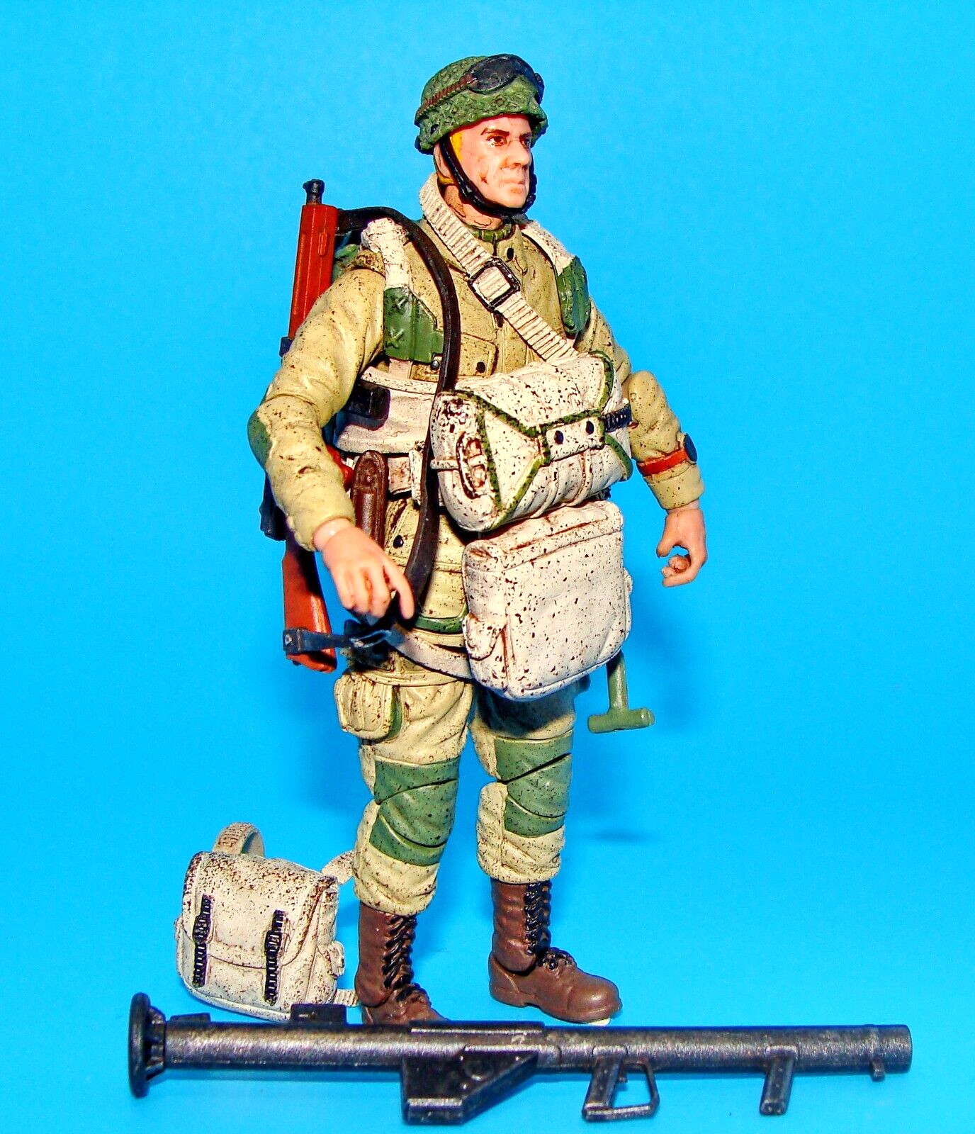 1:18 Joy Toy D-Day WWII U.S Army Airborne 101st Division Paratrooper Figure B1