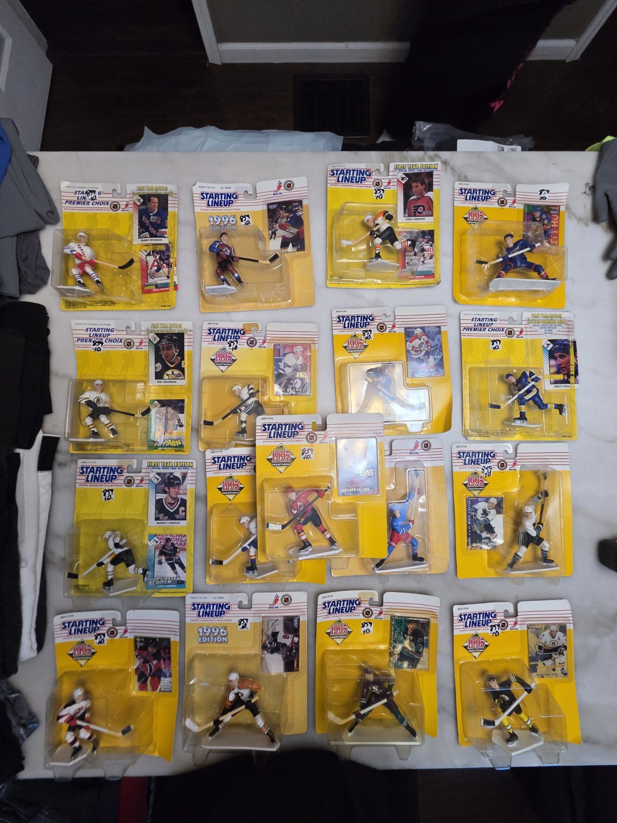Starting Lineup Hockey 17 Action Figures 93&prime; 95&prime; 96&prime; Vintage