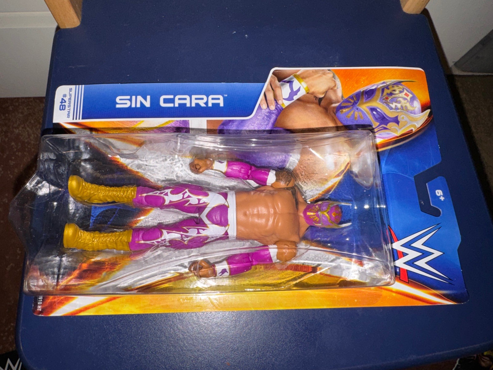MINT SEALED MOC WWE Mattel Basic Series 42 Sin Cara Figure Luchador Purple AAA
