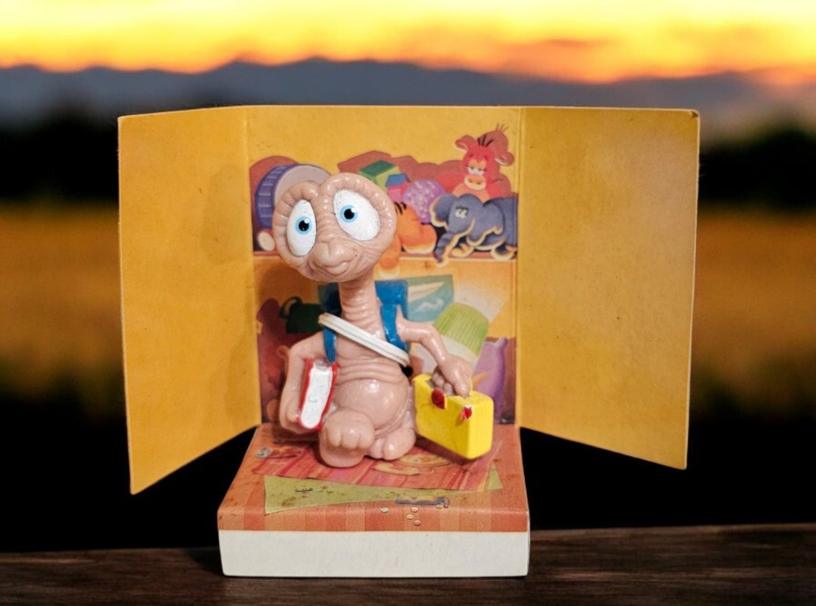 ET 1988 Vintage Applause Toy Figure 2.5 INCH Back To School New Original Box