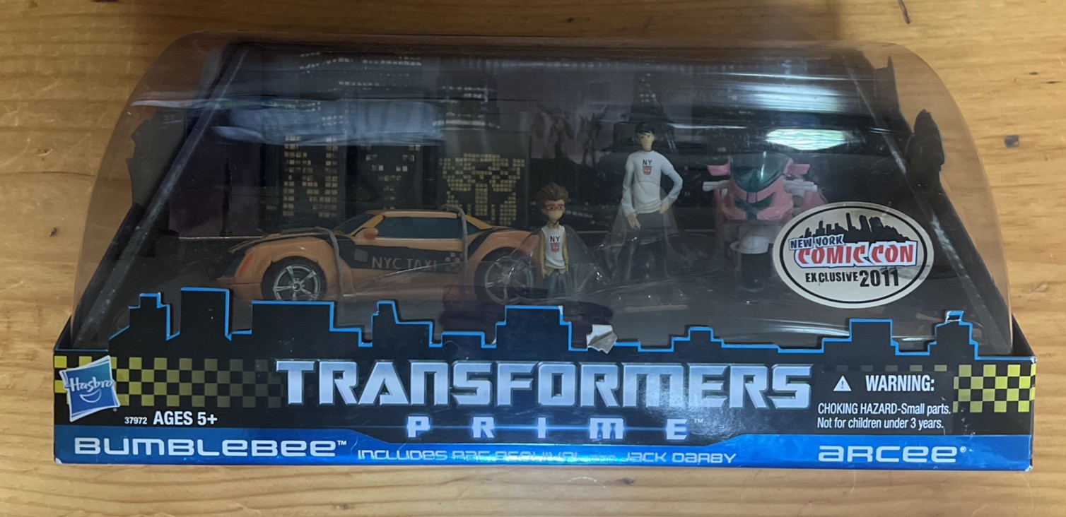 Transformers Prime First EDITION Bumblebee Arcee Jack Raf 2011 NY ComicCon NIB