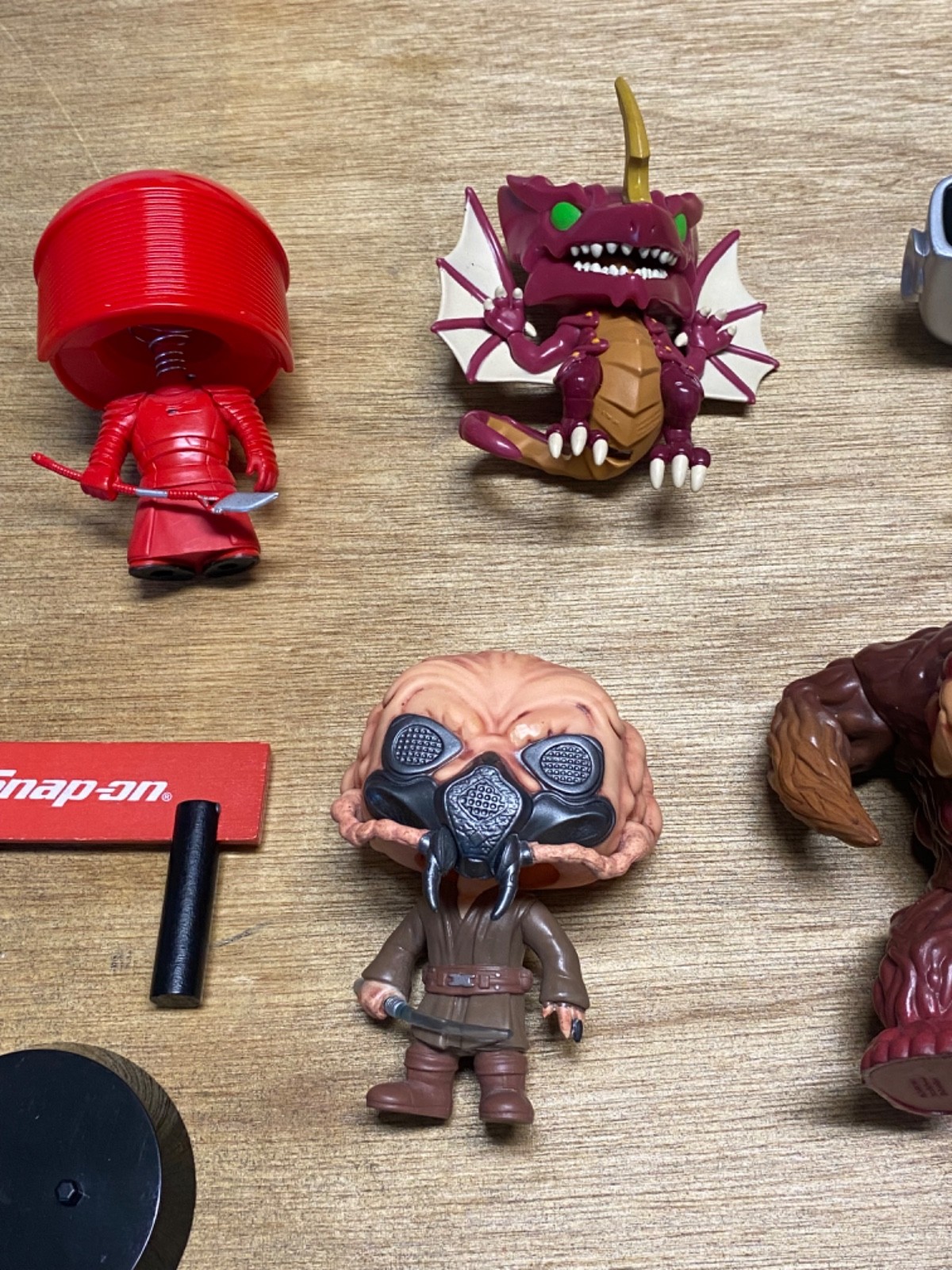 Mixed Mini Figure Toy Lot – Robots Monsters Snap-on Stand Star Wars Base Parts