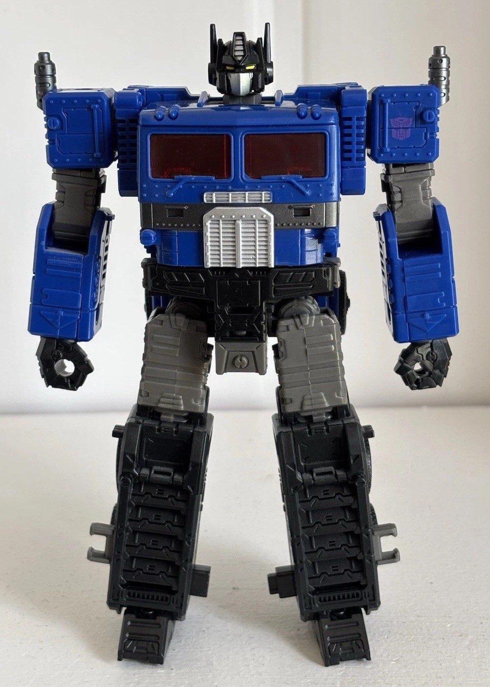 Transformers Hasbro Pulse Exclusive Shattered Glass Leader Ultra Magnus COMPLETE