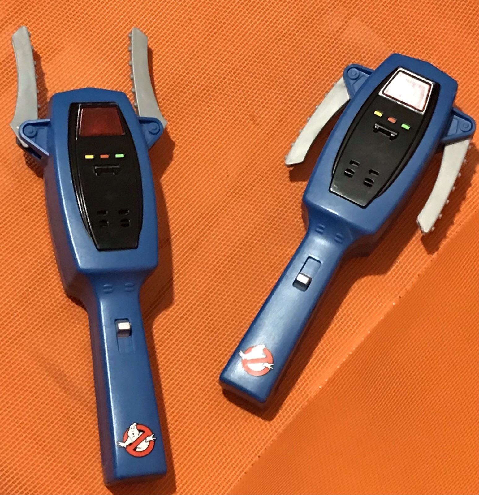 Ghostbusters PKE Shocker Meter Ghost Detector Cosplay E9549 Pair