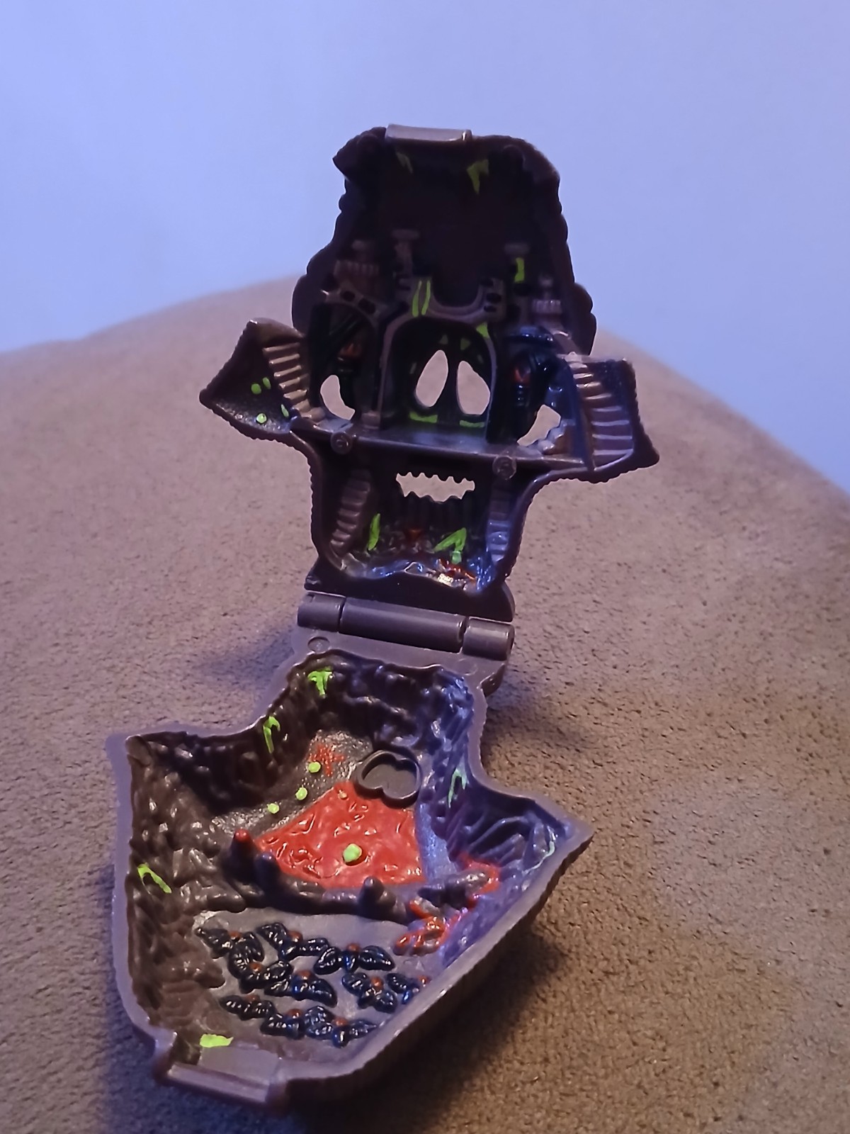 Mighty Max Vamp Biter Horror Head Compact Playset 1992 Bluebird Vampire Bat