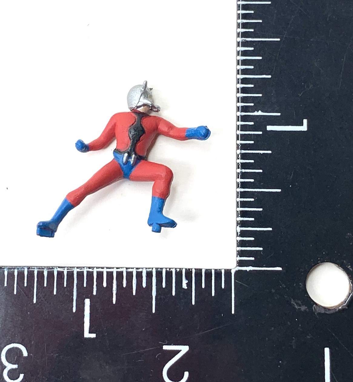 Marvel Classic Ant-Man Micro 1”!Figure Diamonds Select
