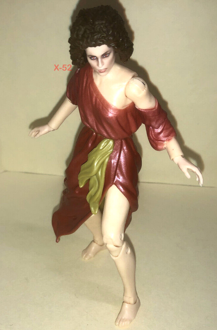 Ghostbusters Dana Barrett as Zuul Gatekeeper Sigourney Weaver figure movie toy
