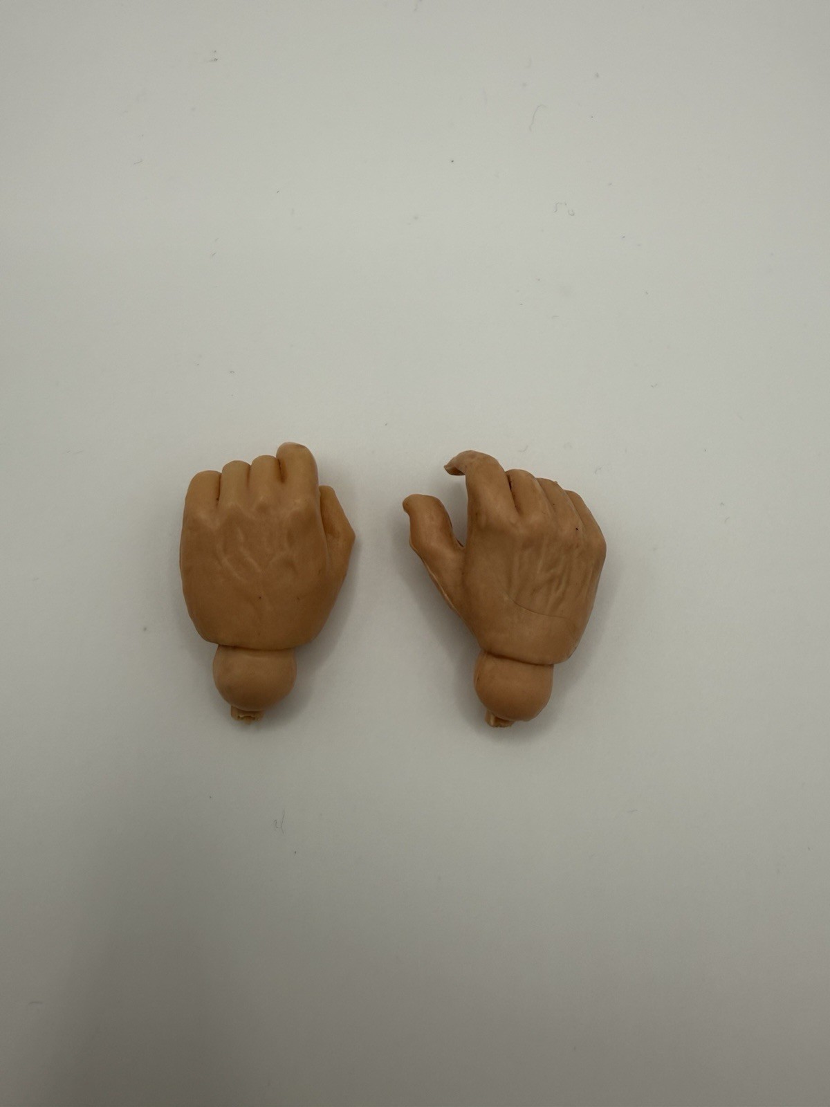 1960&rsquo;s-70&rsquo;s Marx Johnny West Pair of Hands – Caucasian
