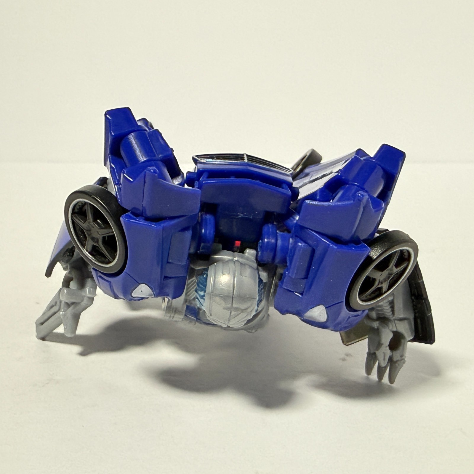 Wheeljack Que Autobot Transformers Studio Series DOTM Deluxe Incomplete Used