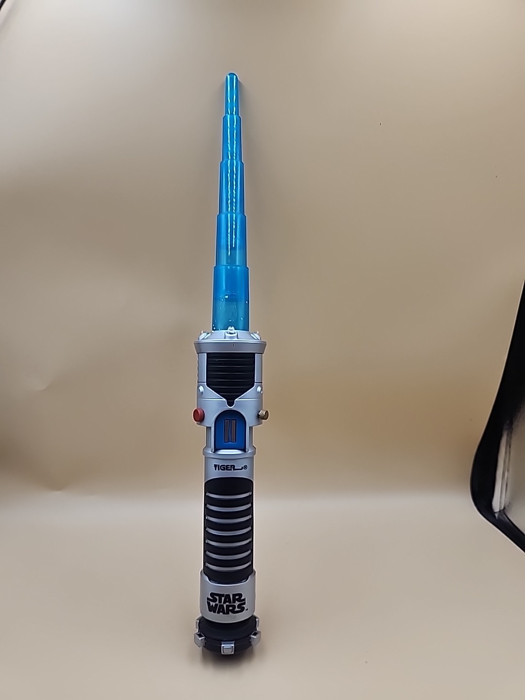 Star Wars Tiger Electronic Blue Yoda Light Saber 2000 Lucas films inc