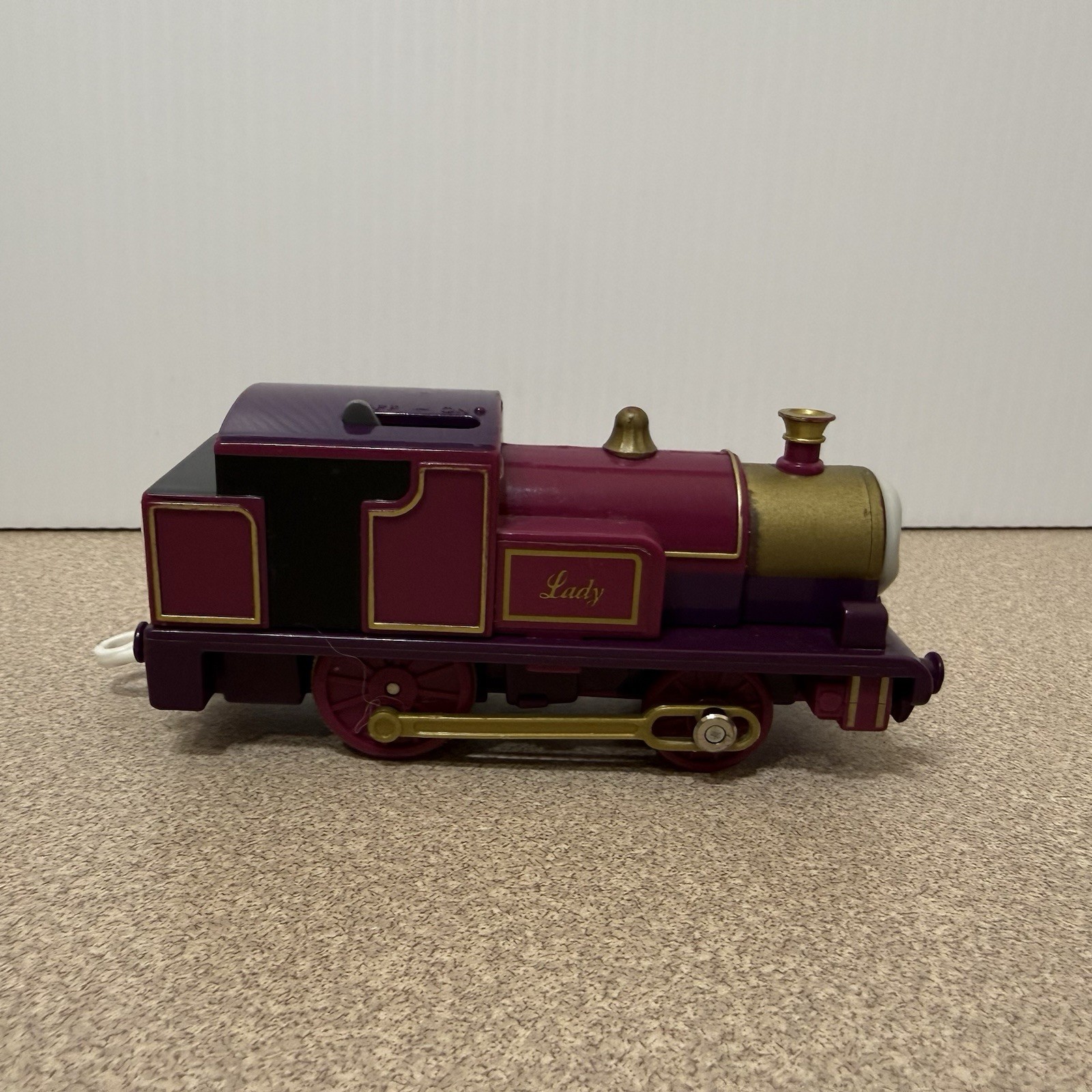 Trackmaster Thomas & Friends « Lady » Motorized Train Engine – Works But Corroded