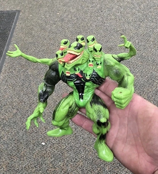 1996 Toy Biz Venom the Madness 7.5&Prime; Green Figure