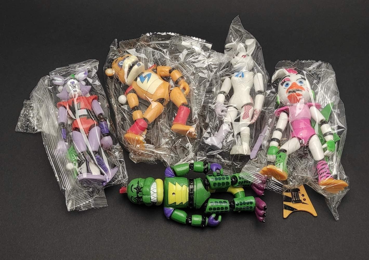 FNAF Security Breach 5-Piece Action Figure Set – Roxanne, Glamrock Crew & Vanny