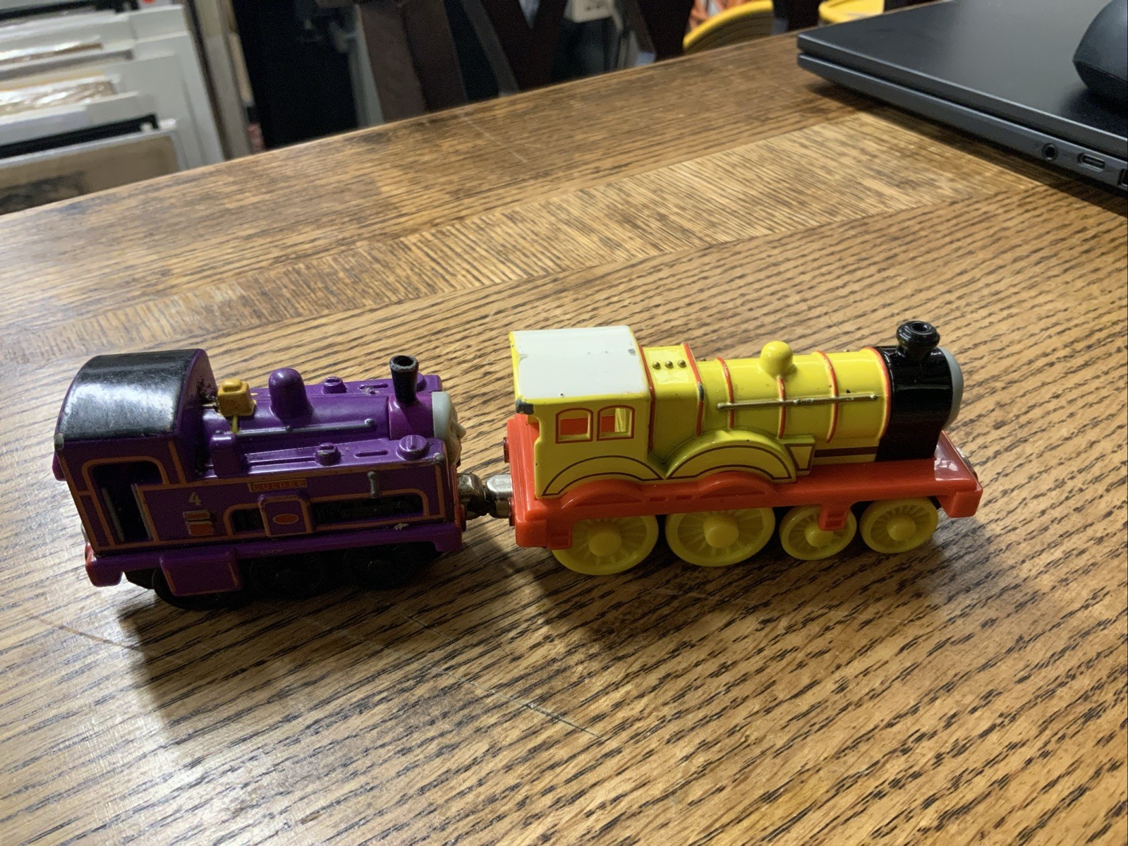 200x Thomas Train Take-N-Play Along – Engine Molly & Culdee – Die Cast #RD