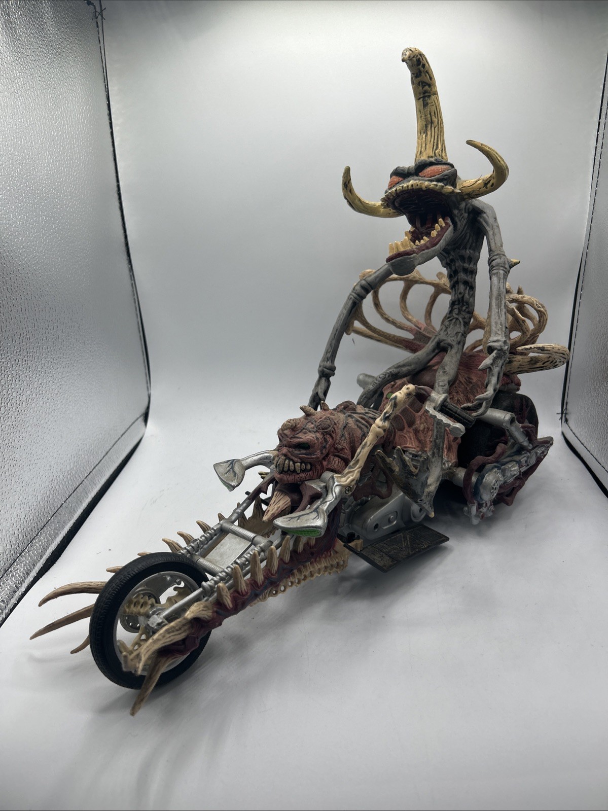 Spawn Violator Chopper w/EXCLUSIVE Action Figure Comics Todd McFarlane