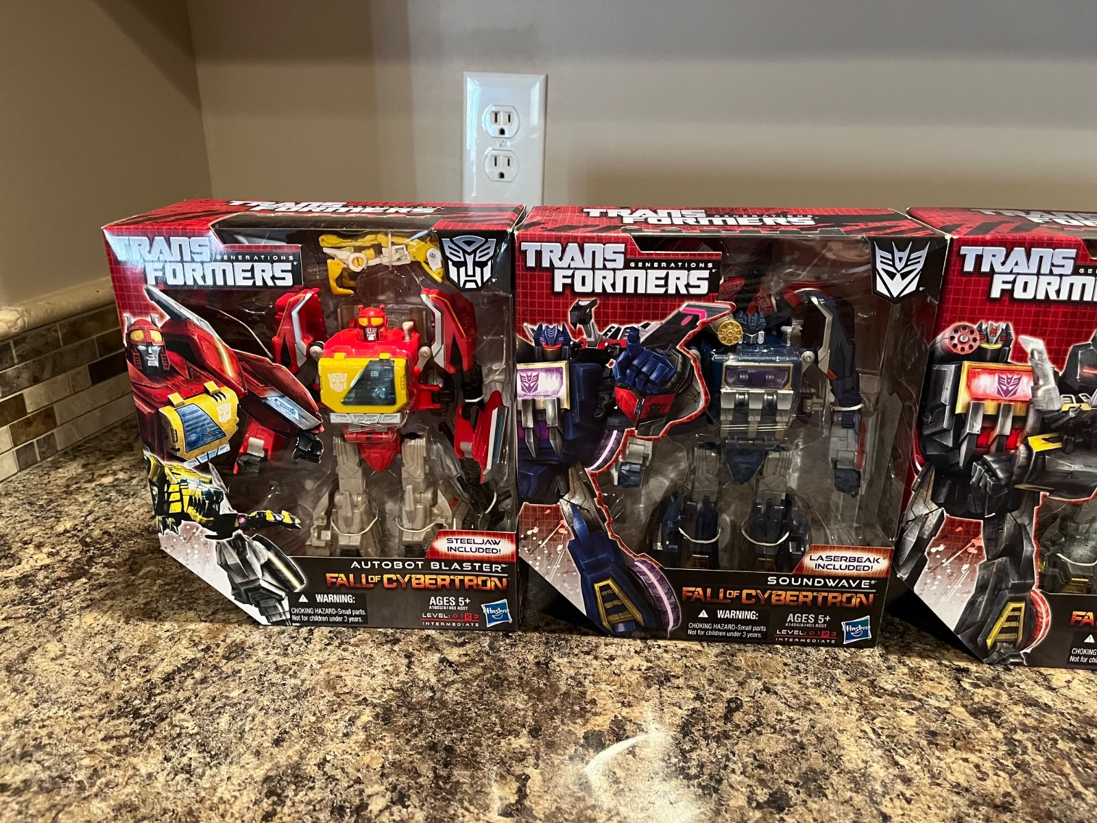 Transformers Generations Fall of Cybertron Lot