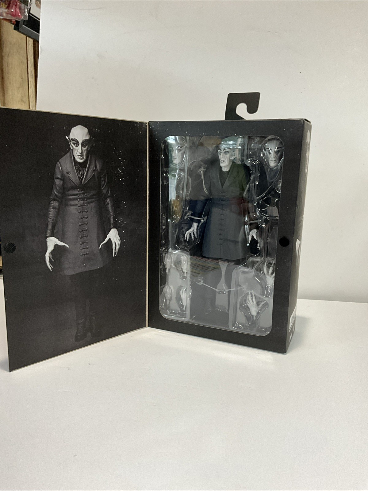 Nosferatu Symphony Of Horror Ultimate Count Orlok 7&Prime; Action Figure NECA New