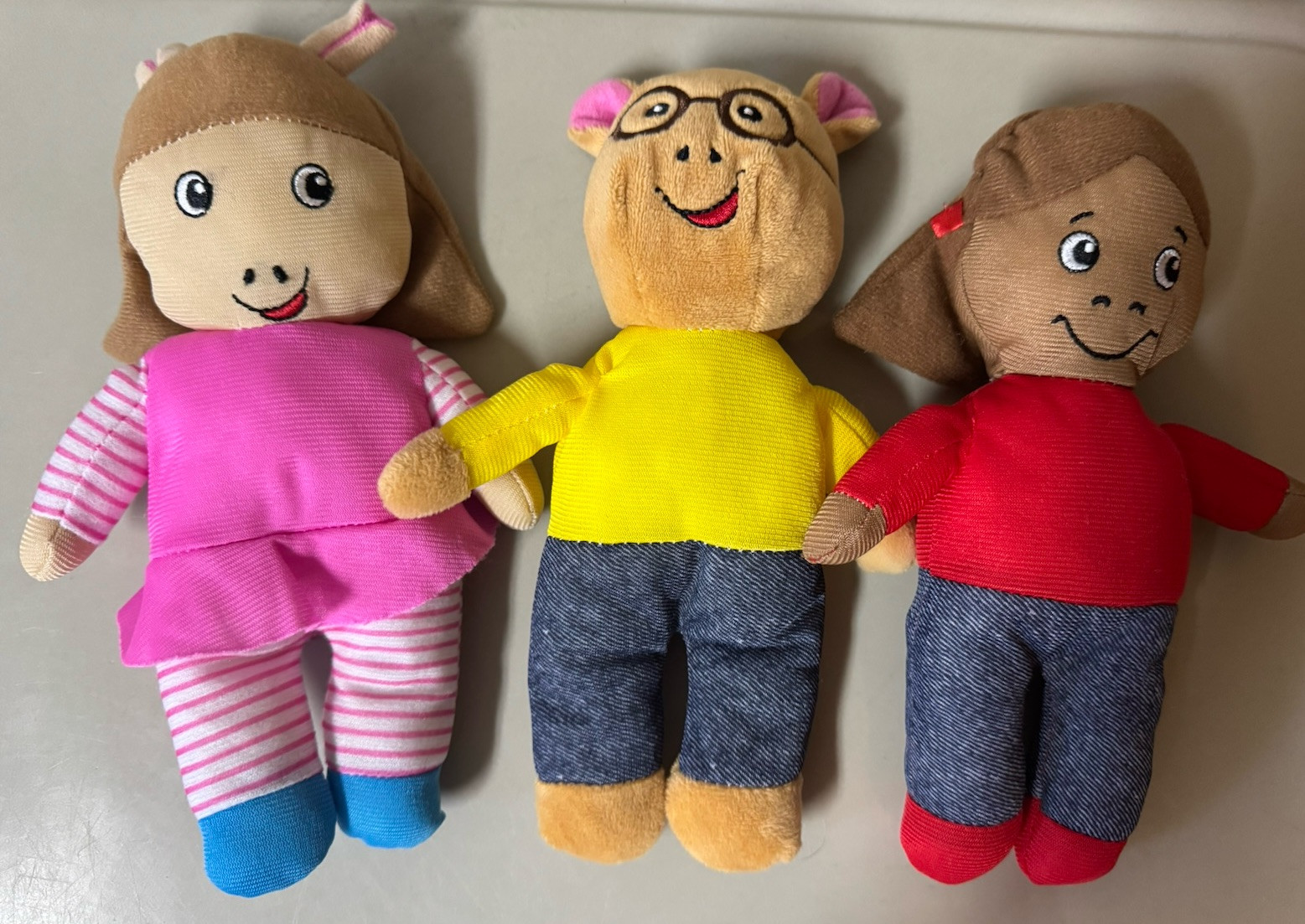 PBS Kids Arthur & Friends Plush Toy Set Of 4 Arthur, DW, Buster + Francine Doll