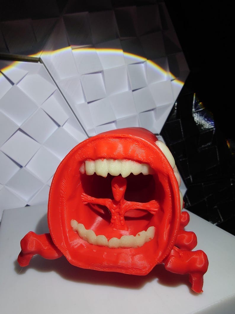 Train Eater Figure – Glow in the dark