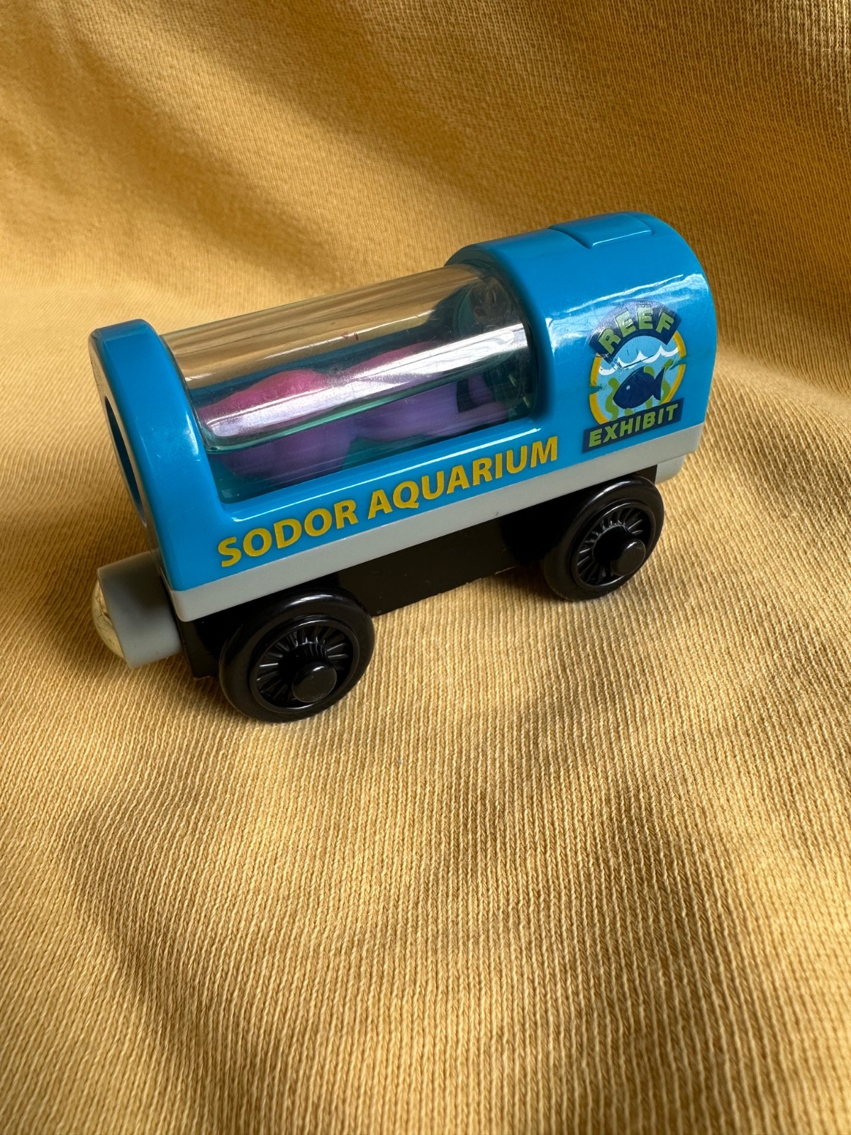 Thomas and Friends Wooden Railway Light Up Squid Car Sodor Aquarium 2012