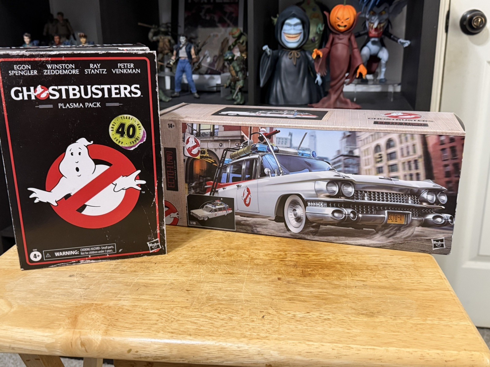 Ghostbusters 1984 Plasma Series 1:18 Ecto-1 & O-Ring 3.75&Prime; Action Figures 4 Pack