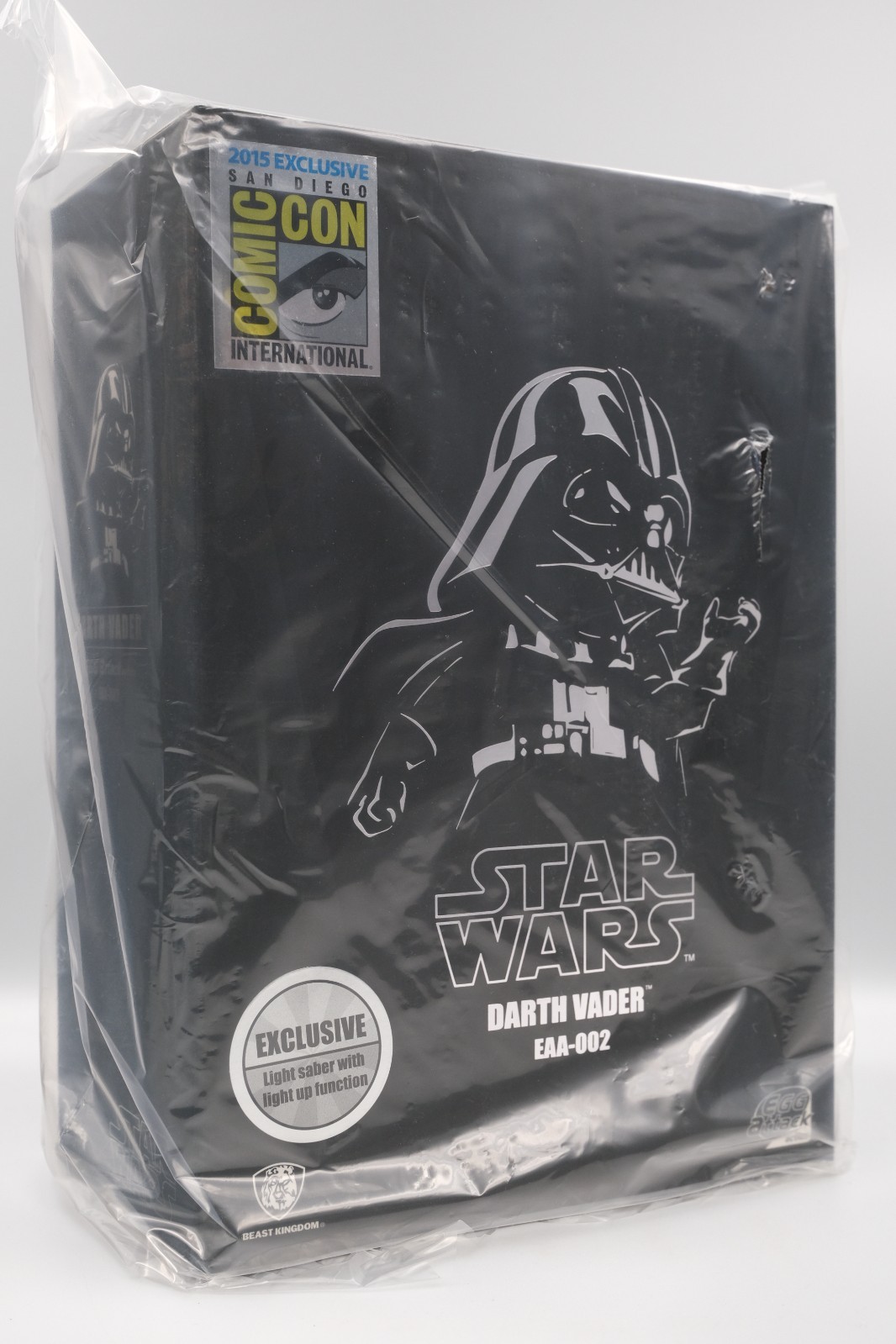 Beast Kingdom Egg Attack EAA-002 Darth Vader SDCC 2015 Star Wars Light up Saber