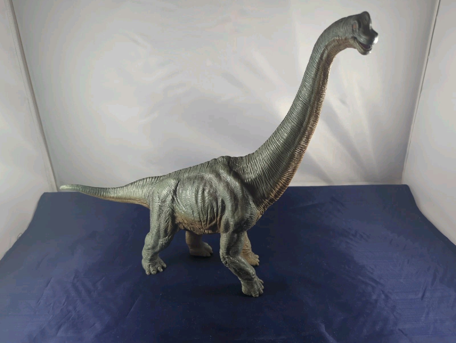 BRACHIOSAURUS – Papo Jurassic Park dinosaur figure 55030 – 2012 release 16&Prime; long
