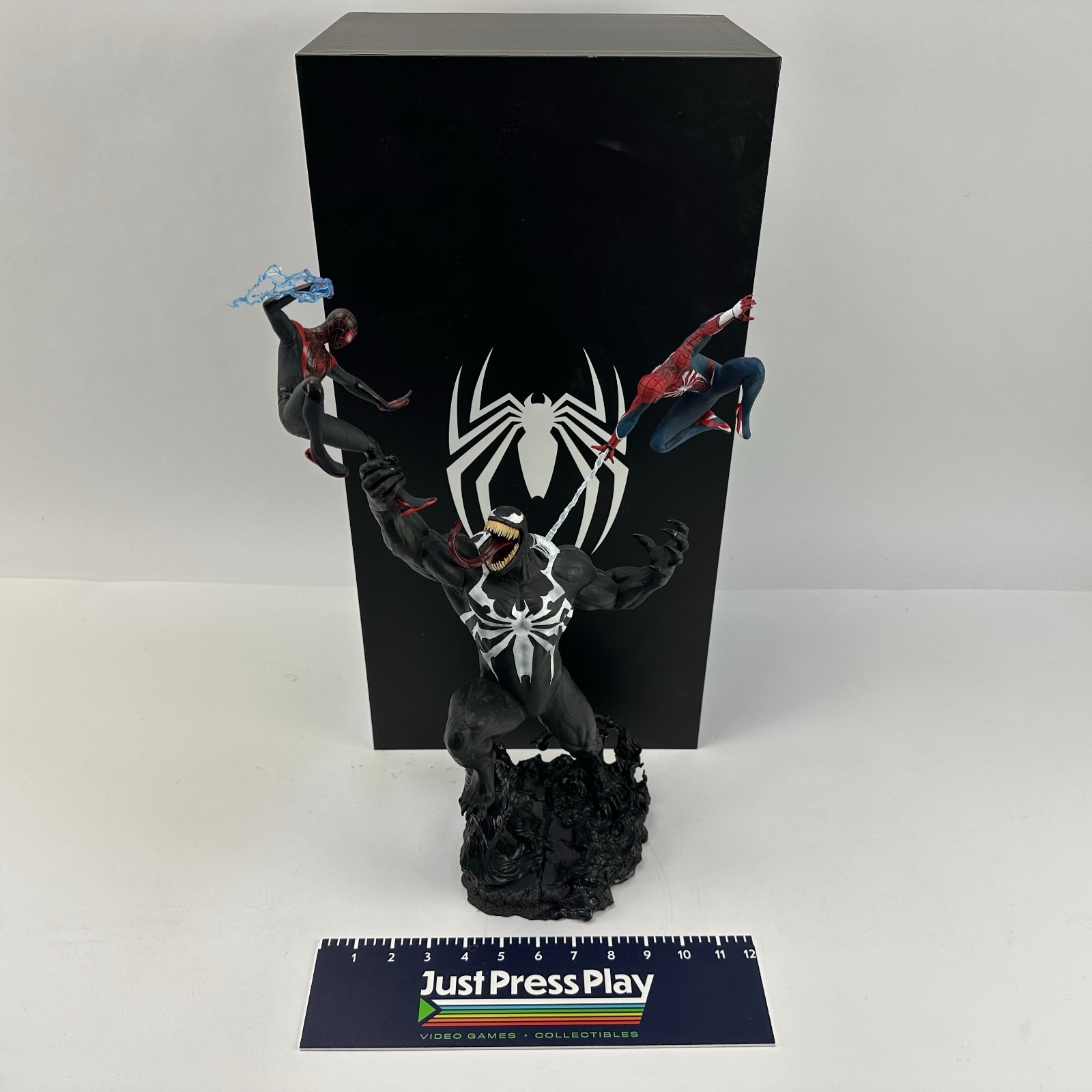 Spider Man 2 PlayStation 5 CE 19&Prime; Venom Miles Morales Peter Parker Statue w/ Box