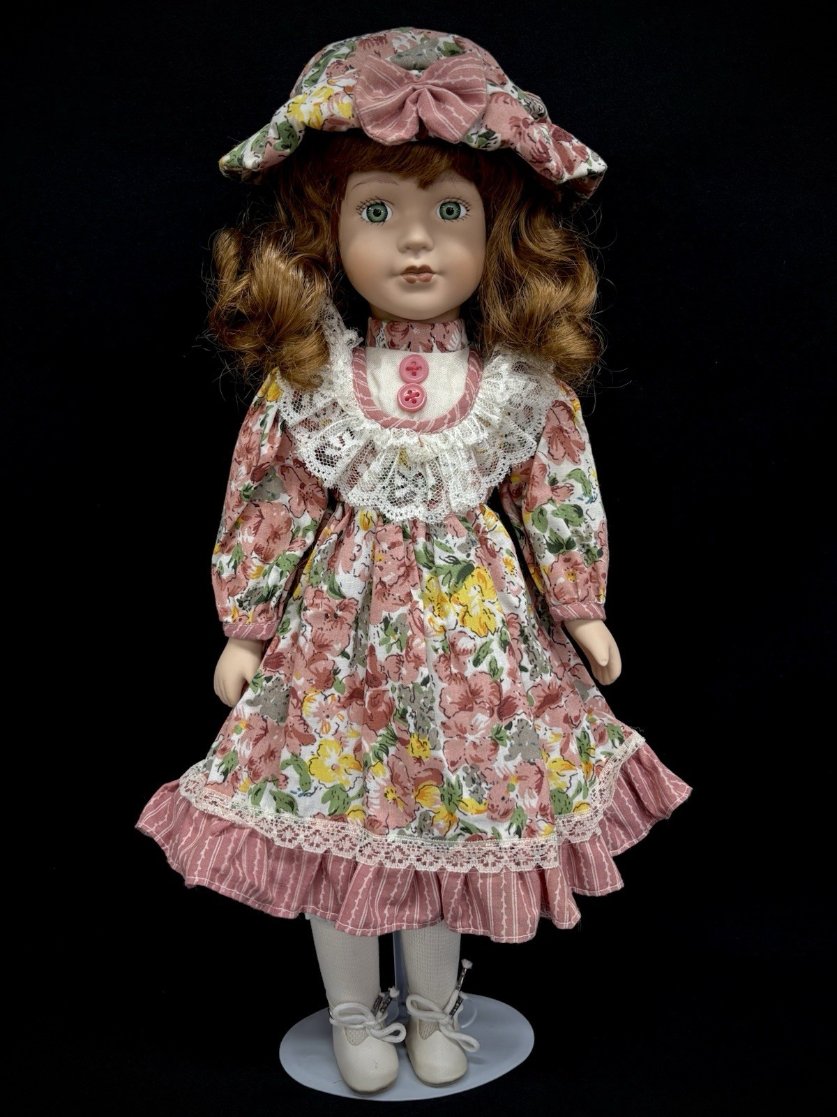 Haunted Doll 16&Prime; ~ VALERIE, Age 15, ACTIVE ~Positive Energy, Likes Telling Jokes