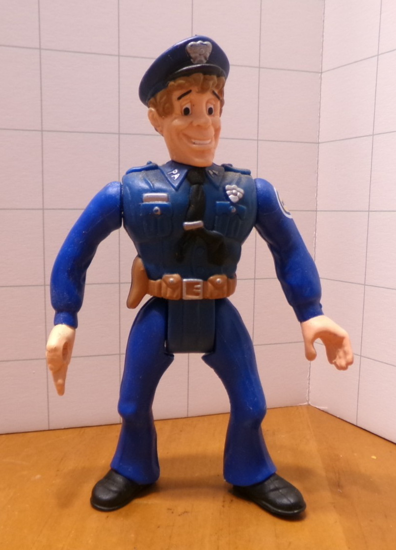 STEVE GUTTENBERG & BUBBA SMITH ACTION FIGURES FROM THE ORIGINAL POLICE ACADEMY