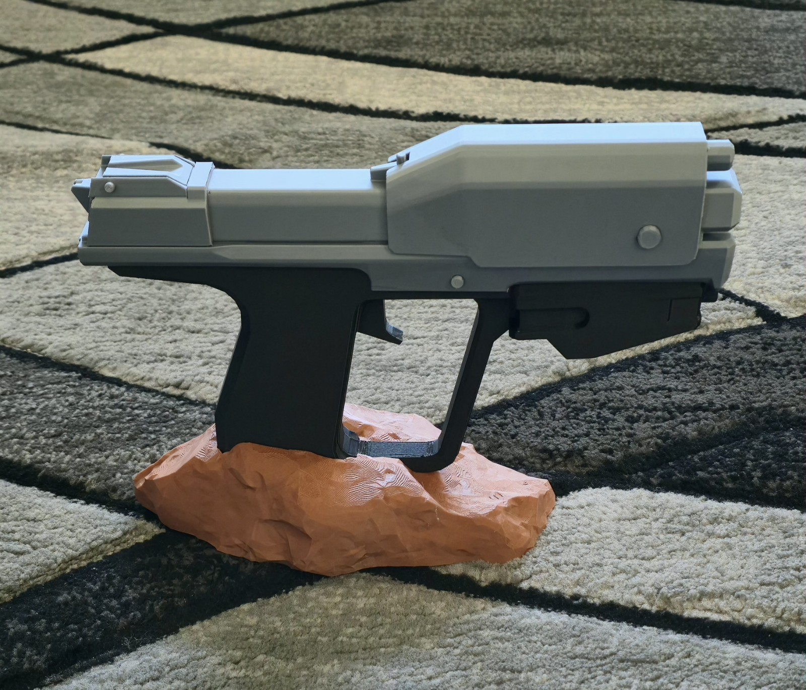 Halo M6G Magnum Cosplay Prop Replica 3D Printed With Display Stand